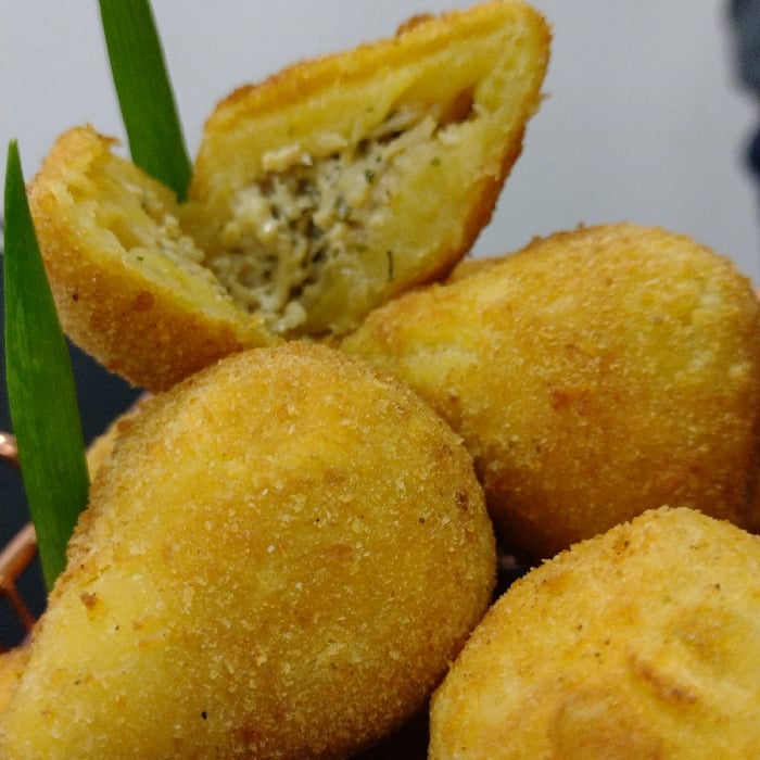 Photo of the Coxinha with baroa potato dough – recipe of Coxinha with baroa potato dough on DeliRec