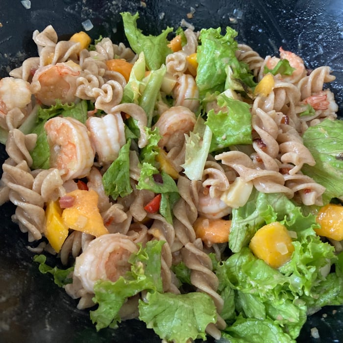 Photo of the Shrimp salad with mango and tahini dressing – recipe of Shrimp salad with mango and tahini dressing on DeliRec