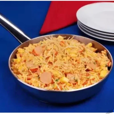 Recette de Poêle à riz avec saucisse sur le site de recettes DeliRec