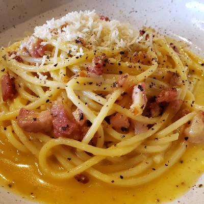 Receita de Spaghetti a Carbonara no site de receitas DeliRec