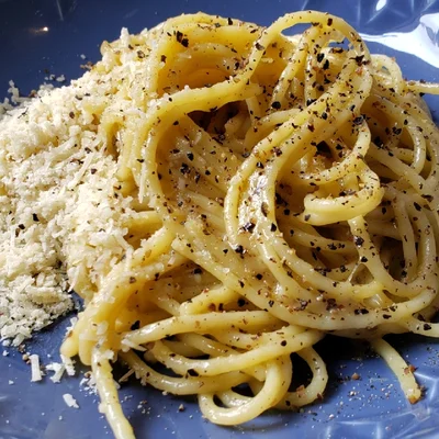 Recipe of Spaghetti Cacio and Pepe on the DeliRec recipe website