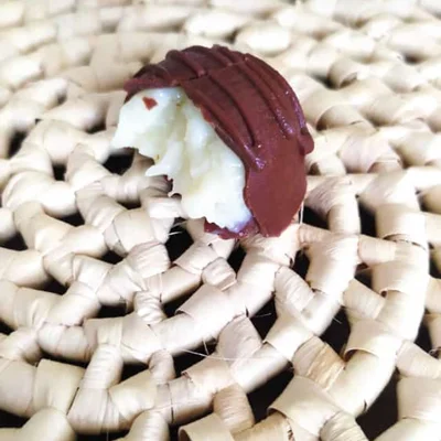 Recipe of mini coconut candy on the DeliRec recipe website