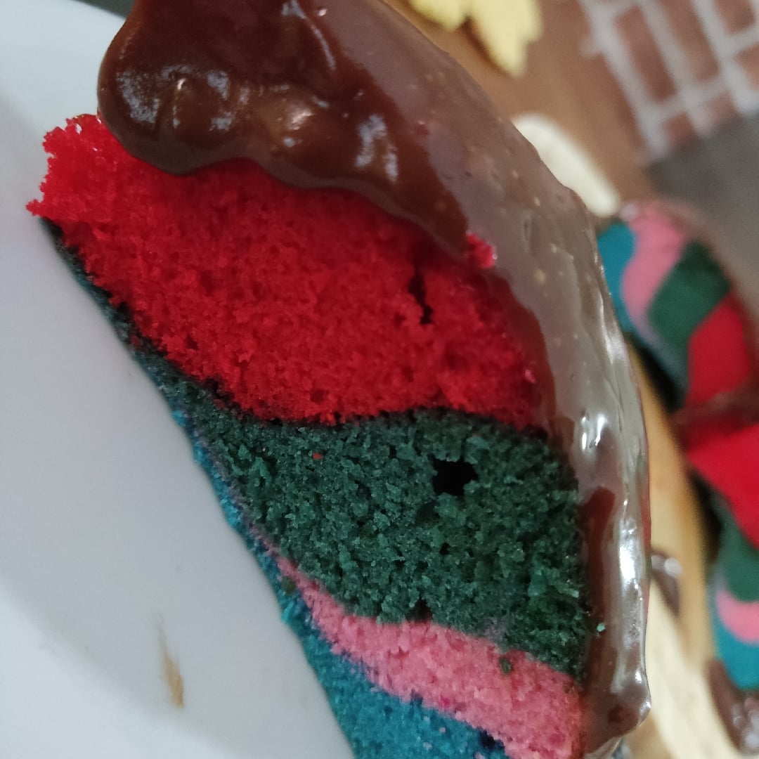 Foto aus dem Regenbogenkuchen - Regenbogenkuchen Rezept auf DeliRec