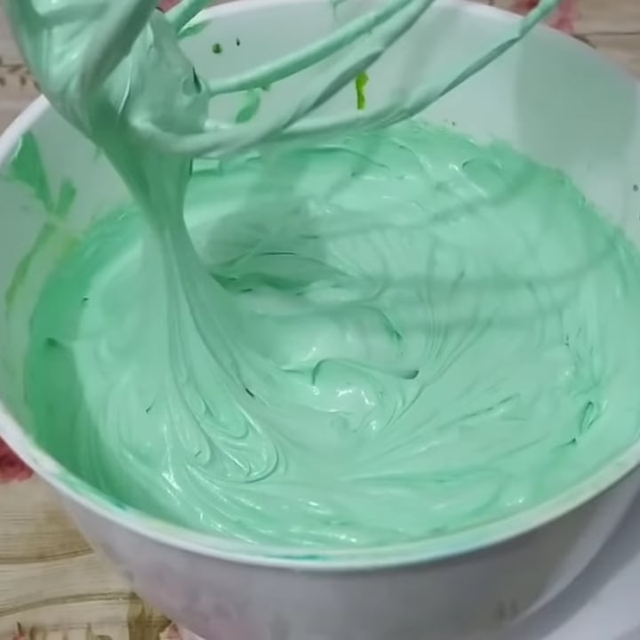 Photo of the Mint filling for cake – recipe of Mint filling for cake on DeliRec