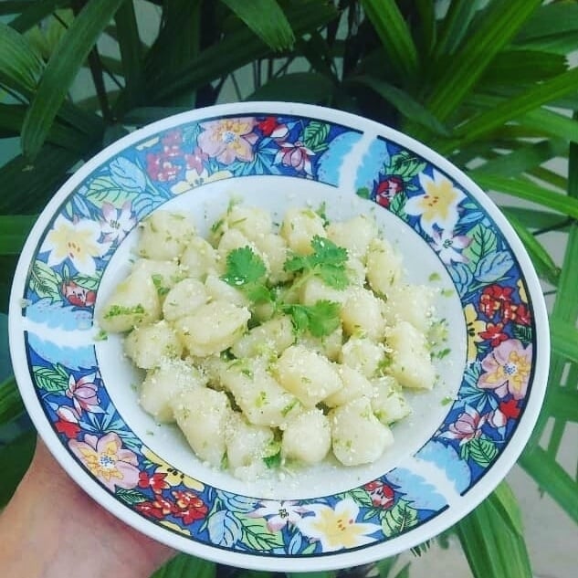 Photo of the Potato gnocchi with fresh herb sauce – recipe of Potato gnocchi with fresh herb sauce on DeliRec