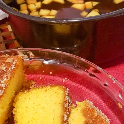 Recette de Gâteau de semoule de maïs à la confiture de goyave - YouTube : Nhac GNT - Rita lobo sur le site de recettes DeliRec