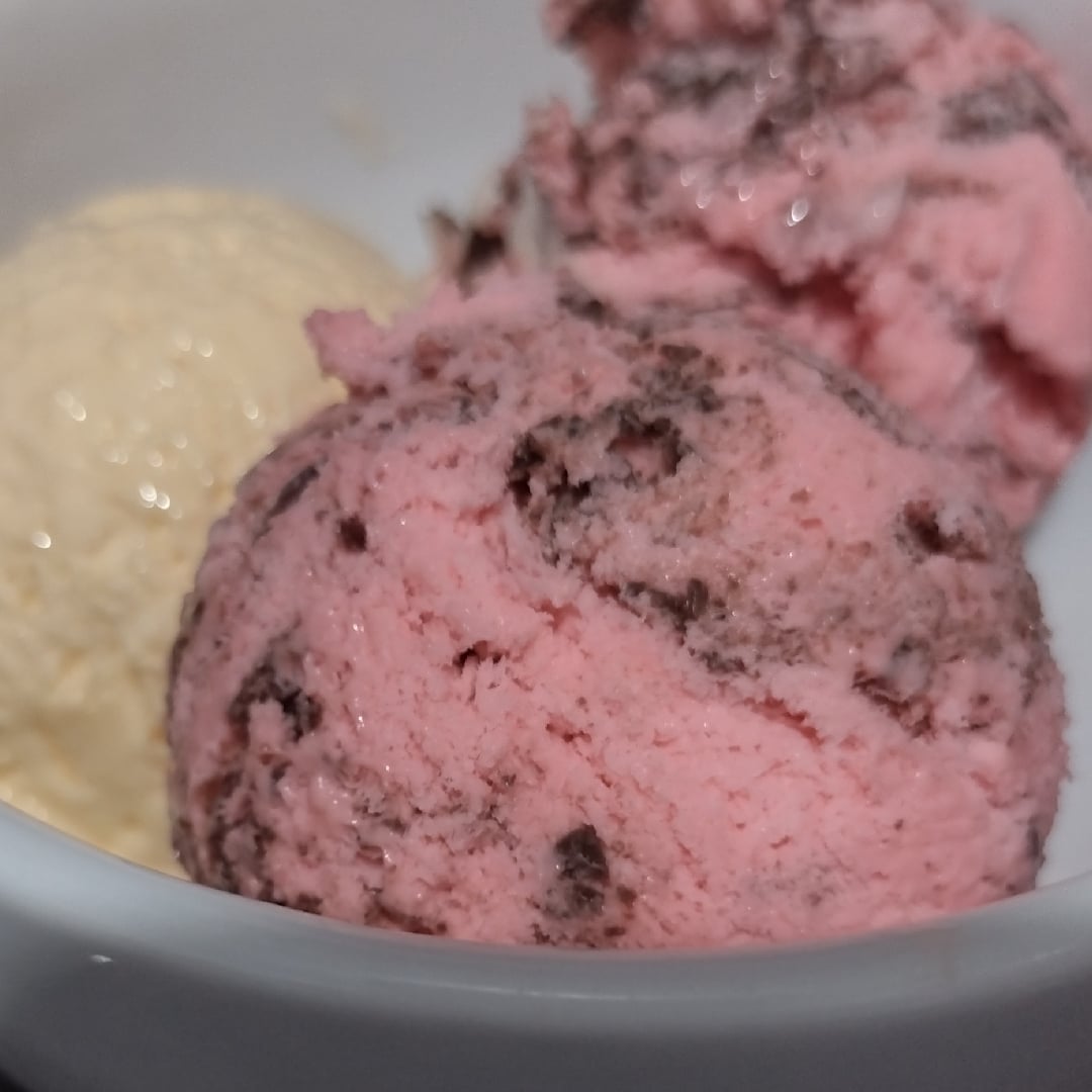 Photo of the PRACTICAL ICE CREAM WITH 4 INGREDIENTS – recipe of PRACTICAL ICE CREAM WITH 4 INGREDIENTS on DeliRec