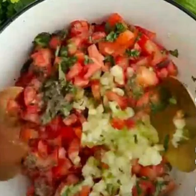 Receta de tomate cebolla en el sitio web de recetas de DeliRec