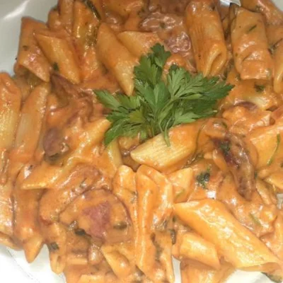 Recipe of pressure cooker pasta on the DeliRec recipe website