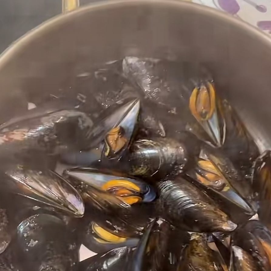 Photo of the Seasoned cooked mussels – recipe of Seasoned cooked mussels on DeliRec
