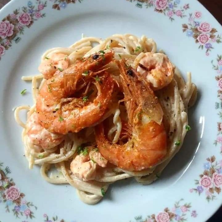 Photo of the SPAGHETTI WITH SHRIMP AND LEMON SAUCE – recipe of SPAGHETTI WITH SHRIMP AND LEMON SAUCE on DeliRec