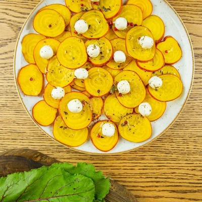Recipe of Beetroot Carpaccio with Goat Cheese on the DeliRec recipe website