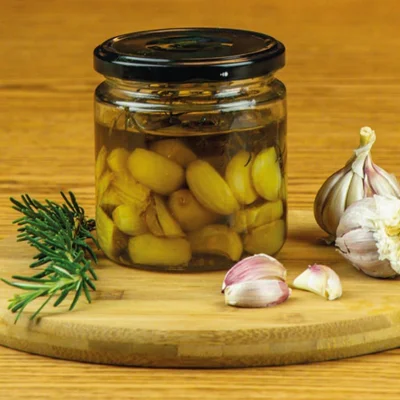 Recipe of garlic confit on the DeliRec recipe website