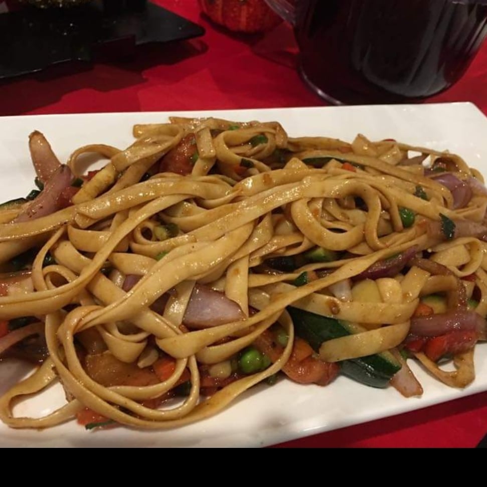 Photo of the Seasoned noodles with onions and vegetables – recipe of Seasoned noodles with onions and vegetables on DeliRec