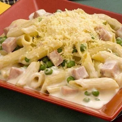 Pasta with white sauce in pressure cooker