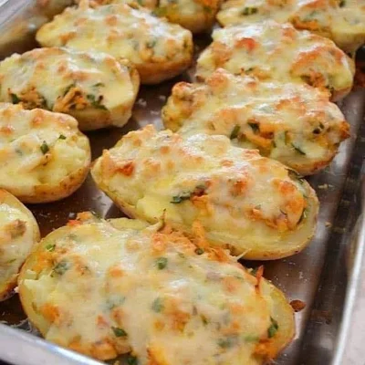 Baked Potatoes with Chicken Stuffing
