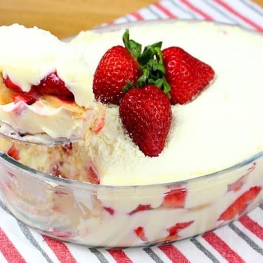 Photo of the Strawberry pave – recipe of Strawberry pave on DeliRec