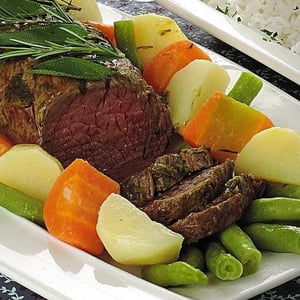OVEN OVEN FILLET MIGNON WITH VEGETABLES