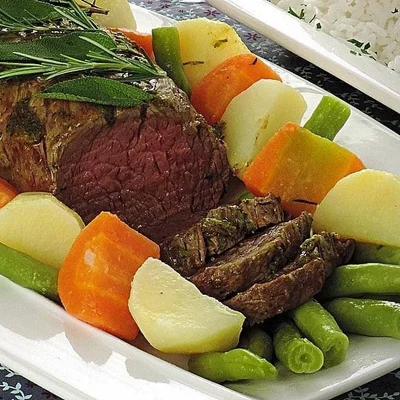 Recipe of OVEN OVEN FILLET MIGNON WITH VEGETABLES on the DeliRec recipe website
