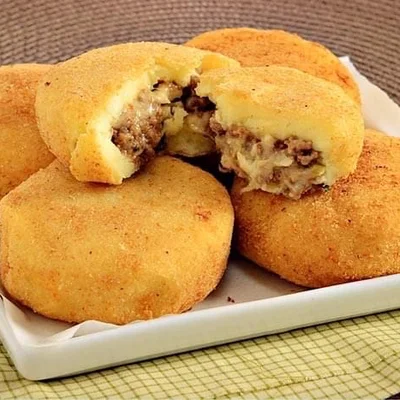 Recipe of breaded stuffed potato on the DeliRec recipe website
