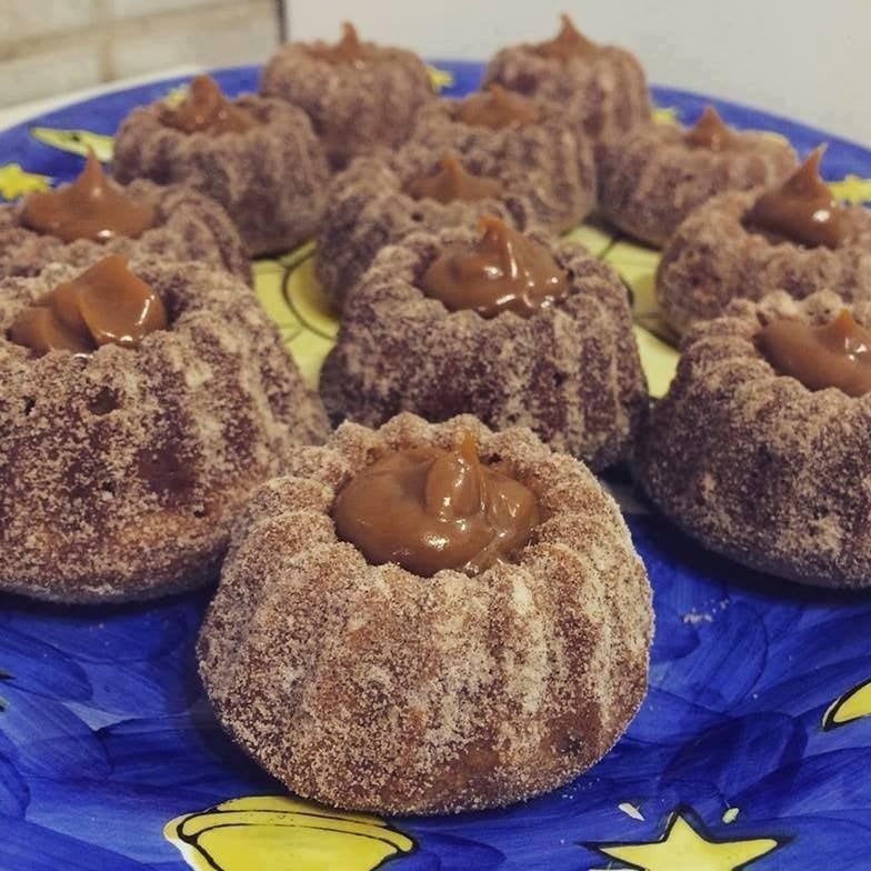 Photo of the Mini churro cake with dulce de leche – recipe of Mini churro cake with dulce de leche on DeliRec