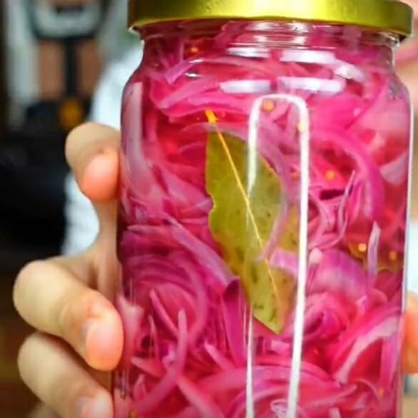 Photo of the Red onion in vinegar – recipe of Red onion in vinegar on DeliRec