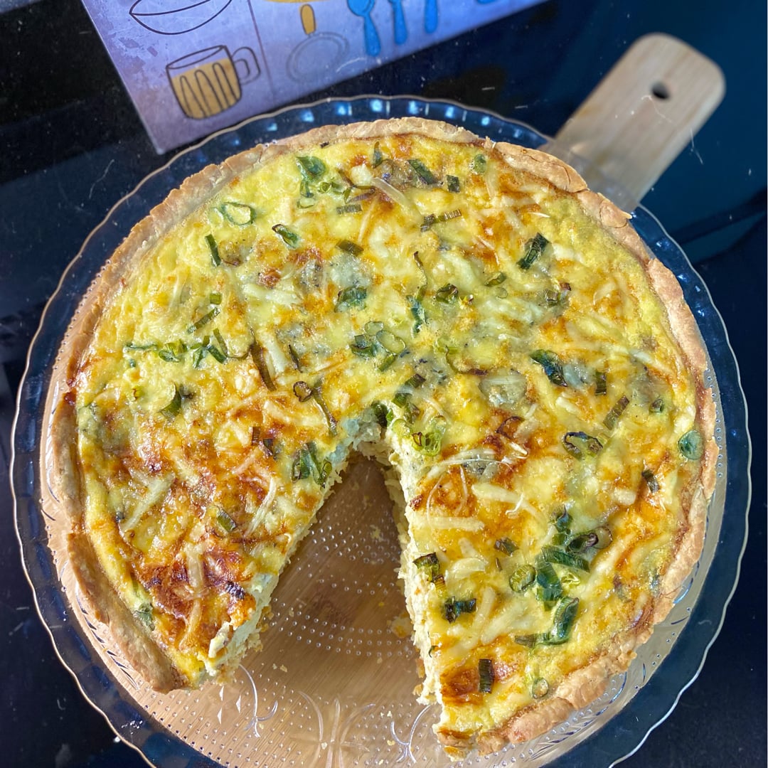 Photo of the Creamy Chicken Quiche with Mixed Cheese – recipe of Creamy Chicken Quiche with Mixed Cheese on DeliRec