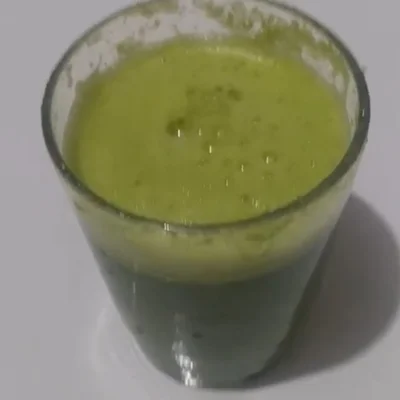 Recipe of Detox natural green juice on the DeliRec recipe website