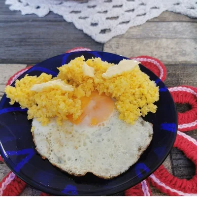 Recipe of Couscous with fried egg on the DeliRec recipe website