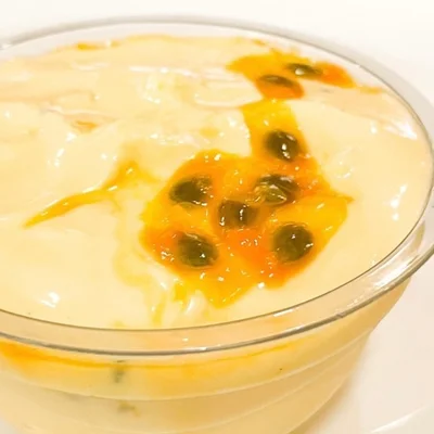 Recipe of easy passion fruit mousse on the DeliRec recipe website