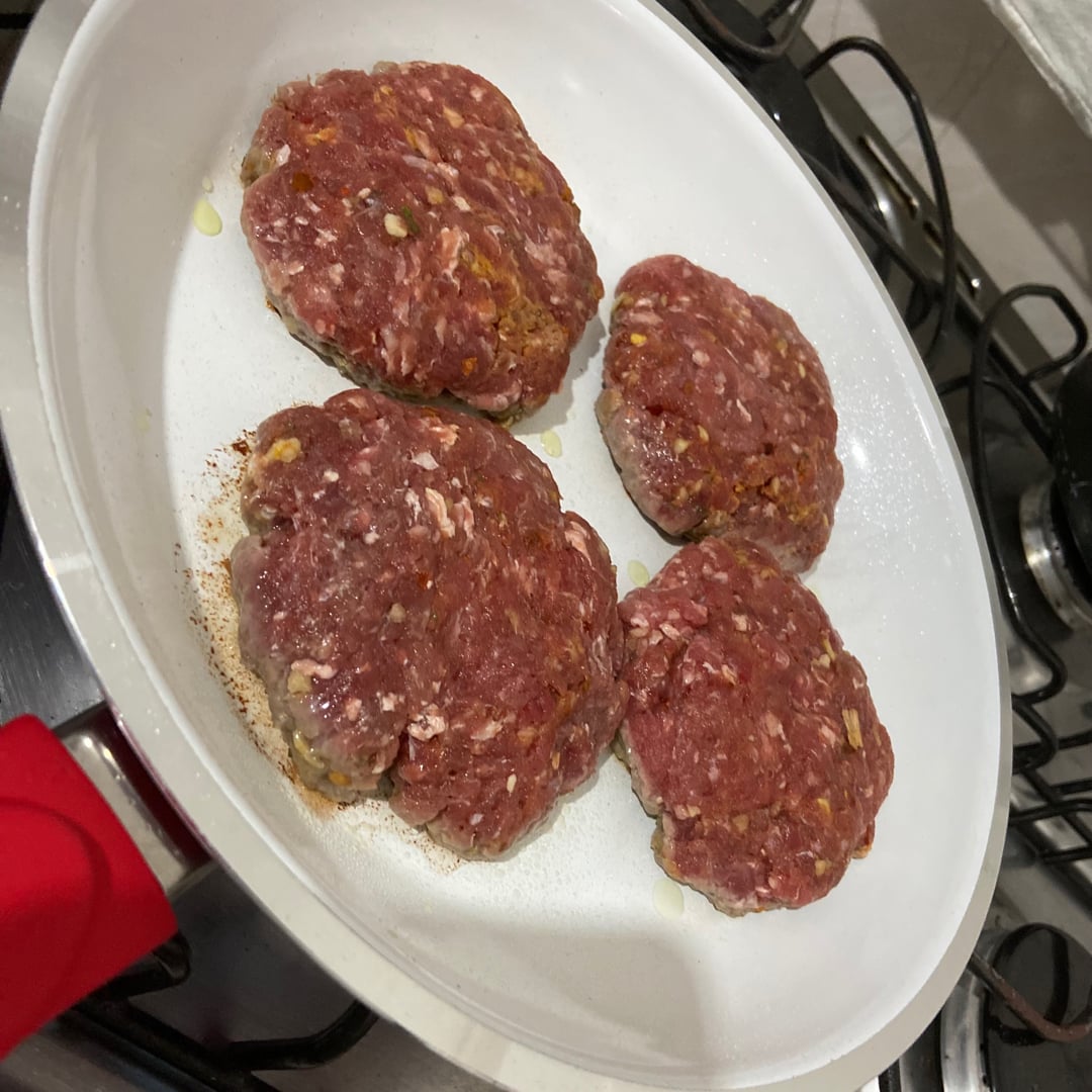Foto da Hambúrguer de boi ralado ( carne moída) - receita de Hambúrguer de boi ralado ( carne moída) no DeliRec