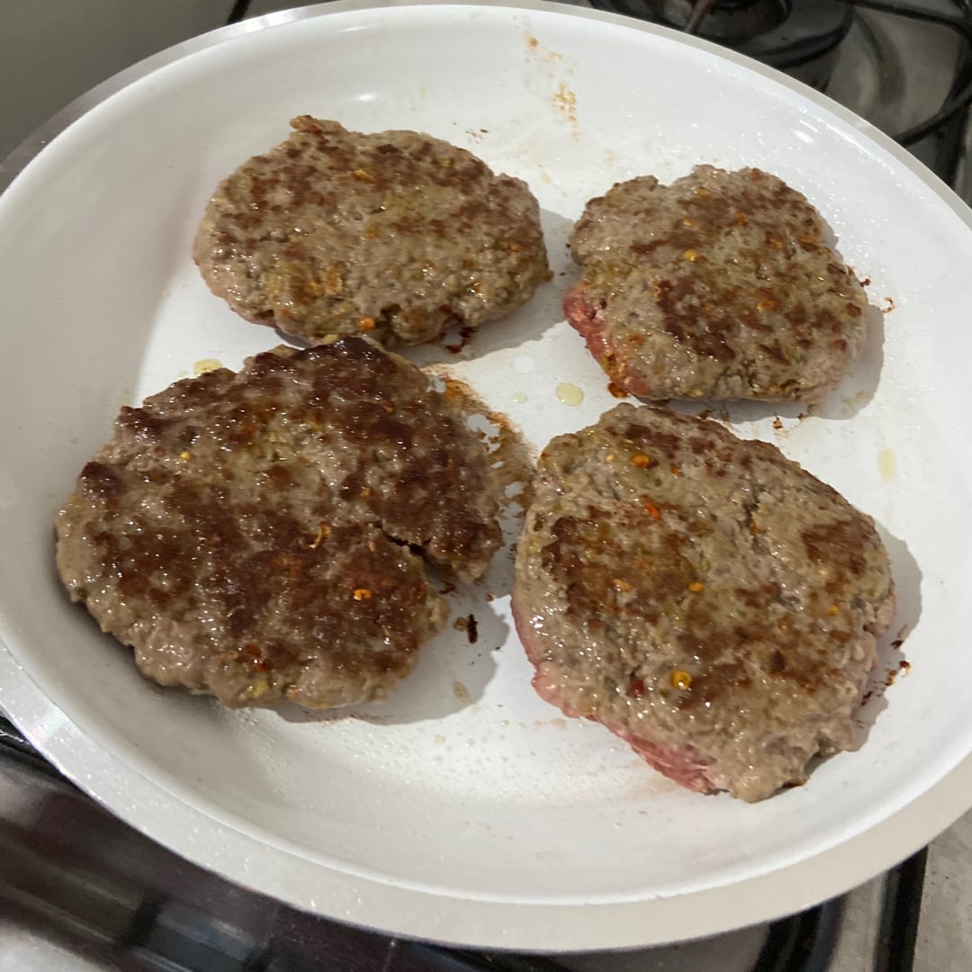 Photo of the Shredded beef burger (ground beef) – recipe of Shredded beef burger (ground beef) on DeliRec