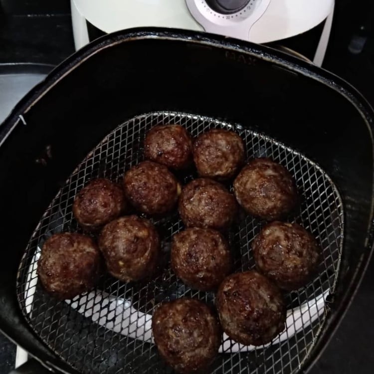 Photo of the Meatballs with Tagliatelle – recipe of Meatballs with Tagliatelle on DeliRec