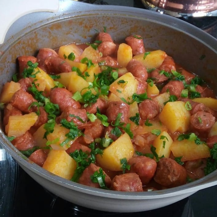 Photo of the Pork shank sausage stew with potatoes – recipe of Pork shank sausage stew with potatoes on DeliRec