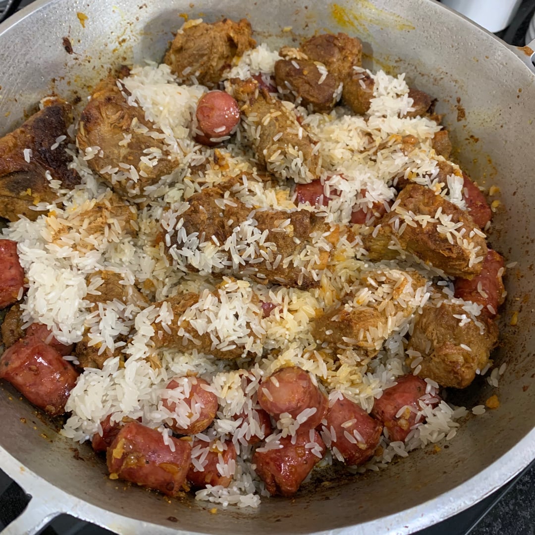 Photo of the Rice with pork ribs and sausage – recipe of Rice with pork ribs and sausage on DeliRec