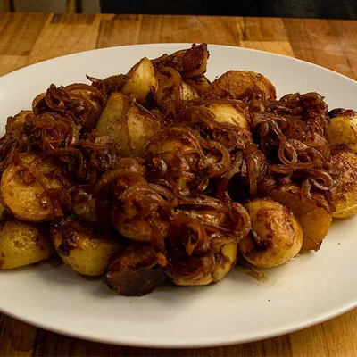 Recipe of Rustic Potatoes with Caramelized Onion on the DeliRec recipe website