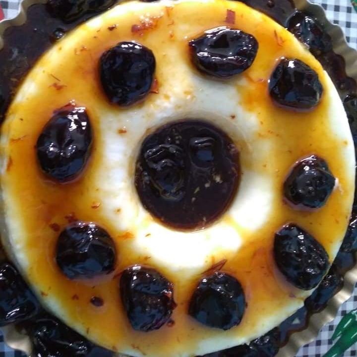 Photo of the Coconut custard with plum sauce – recipe of Coconut custard with plum sauce on DeliRec