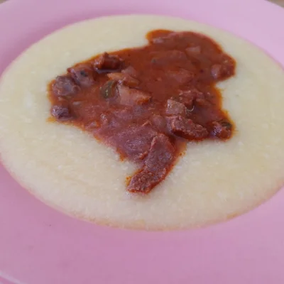 Recipe of Soft polenta with sauce on the DeliRec recipe website