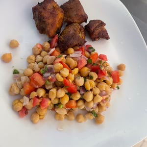 Pork in the fryer and chickpea salad