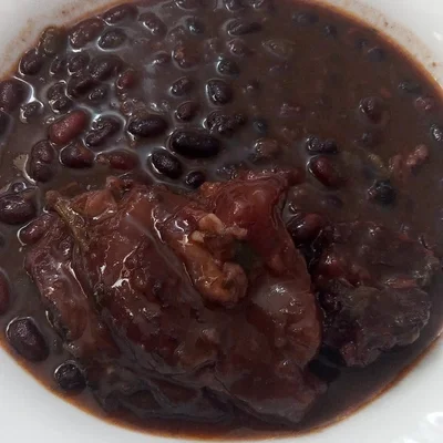 Recipe of Black beans with duck bone on the DeliRec recipe website