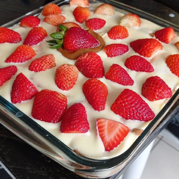 Photo of the Strawberry dulce de leche pavé – recipe of Strawberry dulce de leche pavé on DeliRec