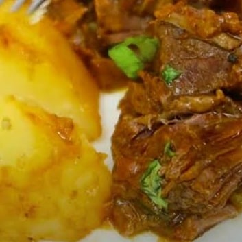 Foto da Carne de Panela com batatas - receita de Carne de Panela com batatas no DeliRec