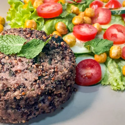 Recipe of Beef and Quinoa Burger on the DeliRec recipe website