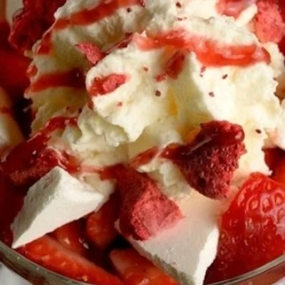 Recipe of strawberry with sighs on the DeliRec recipe website