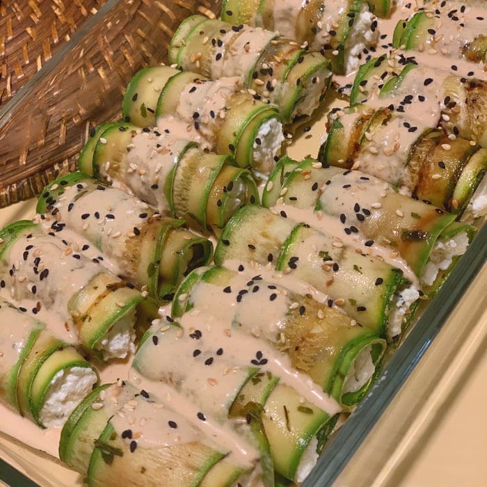 Photo of the Zucchini ROLLS WITH RICOTA AND TAHINE – recipe of Zucchini ROLLS WITH RICOTA AND TAHINE on DeliRec