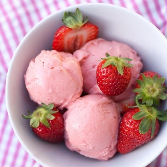 Photo of the Natural strawberry ice cream – recipe of Natural strawberry ice cream on DeliRec