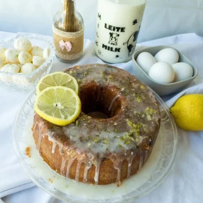 Recipe of LEMON CAKE WITH BLUEBERRIES on the DeliRec recipe website
