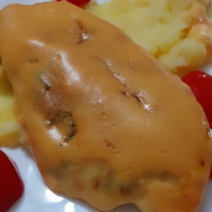 Photo of the Chicken in White Sauce with Cheddar and Canasta Cheese – recipe of Chicken in White Sauce with Cheddar and Canasta Cheese on DeliRec
