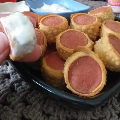 Recipe of SAUSAGE ROLLER WITH PASTEL DOUGH on the DeliRec recipe website