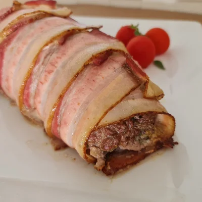Recipe of Meatloaf with bacon and curd cheese on the DeliRec recipe website